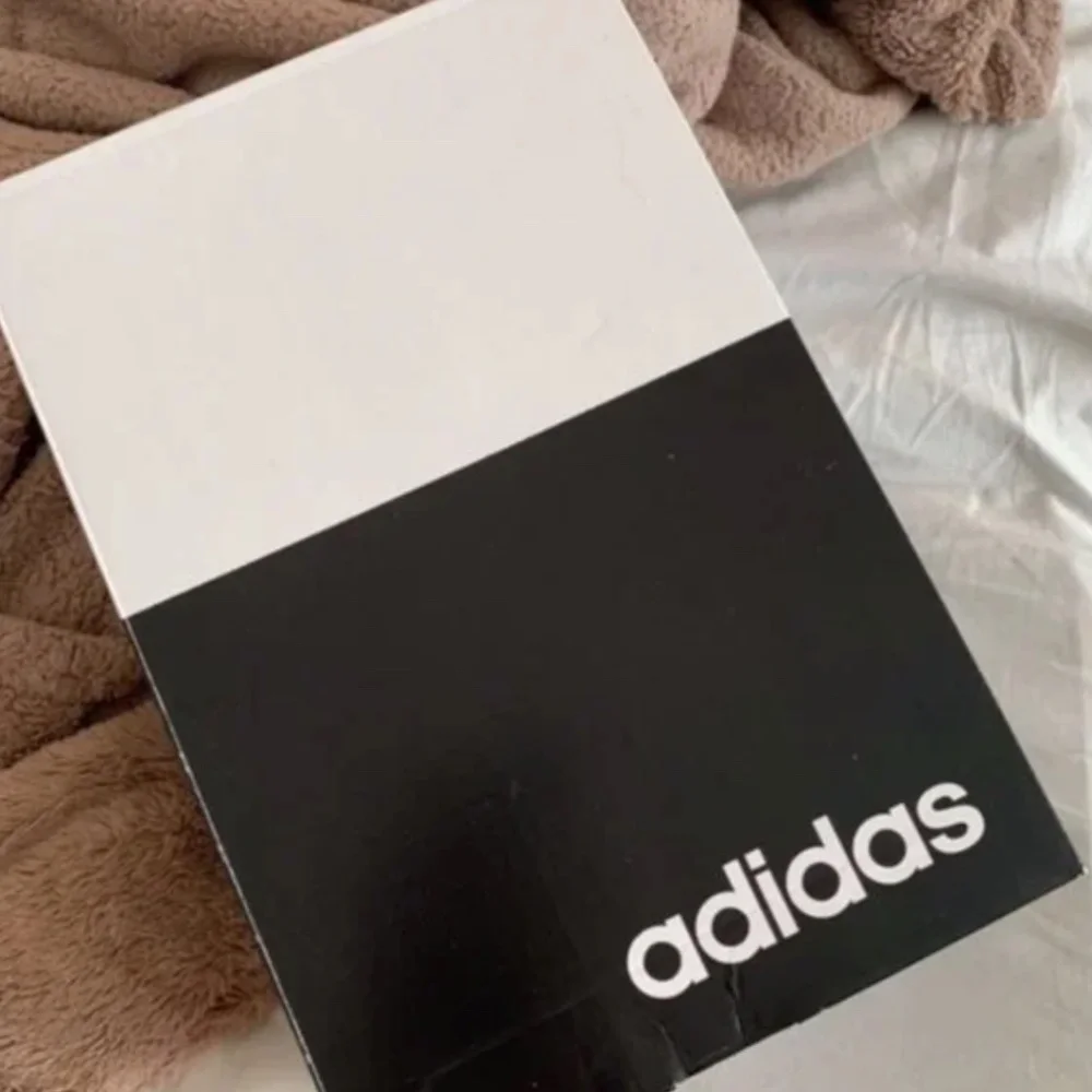 adidas Women's White Sneakers with Colorful Stripes - Picture 6 of 6